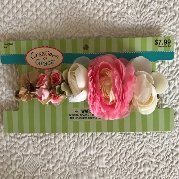 Flowered Hair Wreaths by Grace Wearable Art - Picture 8 of 16